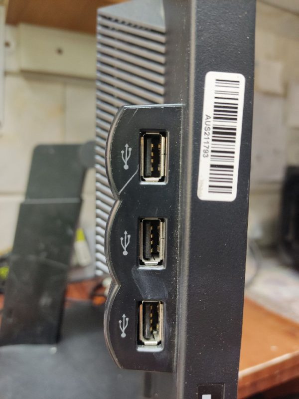 مانیتور استوک لنوو Lenovo 3024HC1